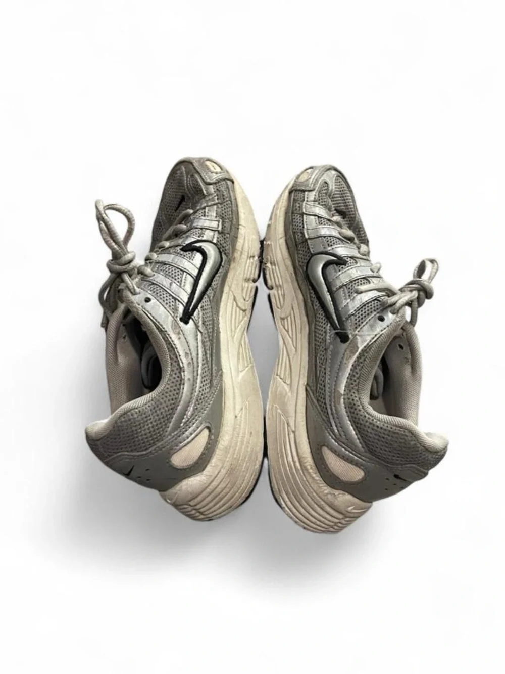 Nike P-6000 Bowerman Series Metallic Silver Chrome Sneakers Size 7Y